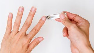 nail-cutting