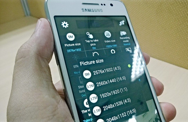 Samsung Selfie Smartphone