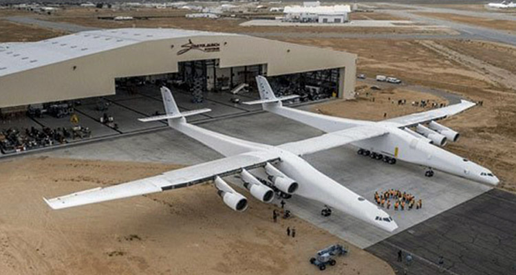 Worlds-largest-plane