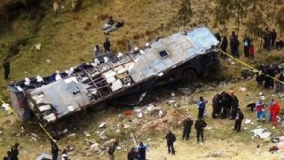 Peru-bus-crash