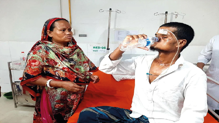 খোকনের চেহারা