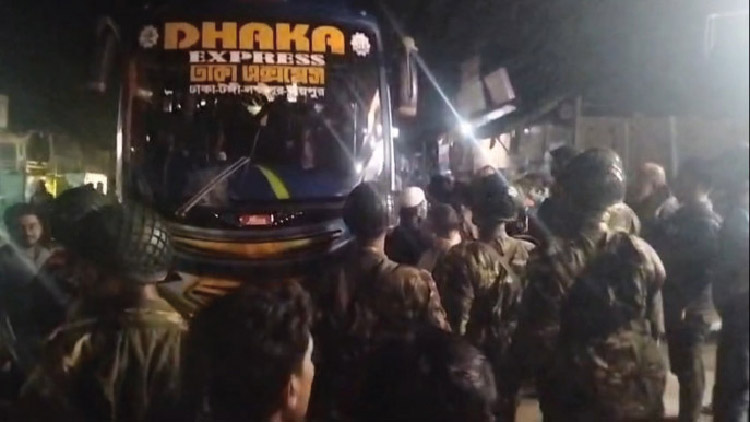 ঢাকায় সমাবেশে যোগ দিলেই ‘মিলবে সুদমুক্ত ঋণ’