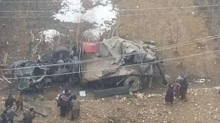 কাশ্মিরে ভারতীয় তিন সৈন্য নিহত