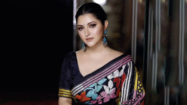 পরীমণির বিরুদ্ধে গ্রেপ্তারি পরোয়ানা জারি