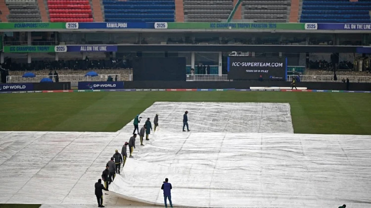 বৃষ্টিতে টসে বিলম্ব অস্ট্রেলিয়া-দক্ষিণ আফ্রিকা ম্যাচ