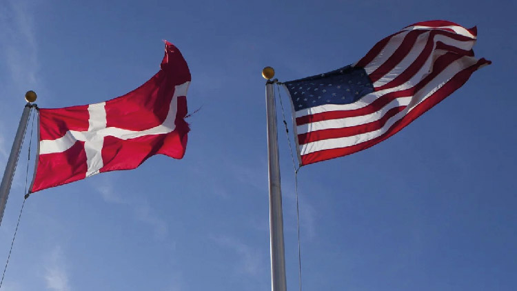 ক্যালিফোর্নিয়া কিনতে চেয়ে ডেনমার্কের লাখ লাখ মানুষের পিটিশনে সই