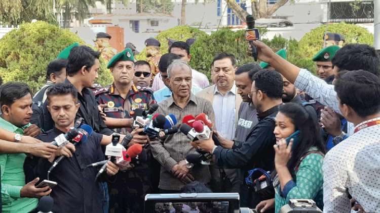 'অপরাধ দমনে আইনশৃঙ্খলা বাহিনীর কারও গাফিলতি পেলে কঠোর ব্যবস্থা'