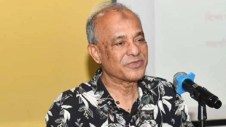 ভোরে হঠাৎ পুলিশের টহল কার্যক্রম পরিদর্শনে স্বরাষ্ট্র উপদেষ্টা