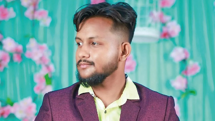 ট্রাফিক পুলিশের নাকে ঘুষি মেরে গ্রেফতার ছাত্রদল নেতা