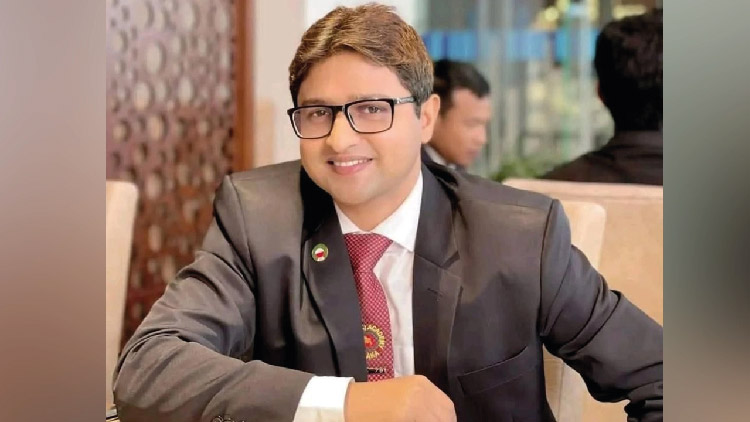 ইনকিলাব মঞ্চের নাম ব্যবহার করে বদলির ফাঁদ পেতে ধরা কর কর্মকর্তা