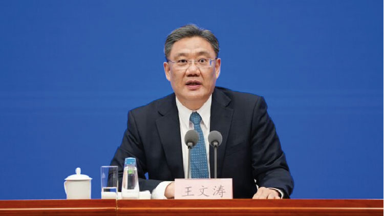 বড় প্রতিনিধিদল নিয়ে বাংলাদেশ সফরে আসছেন চীনের বাণিজ্যমন্ত্রী