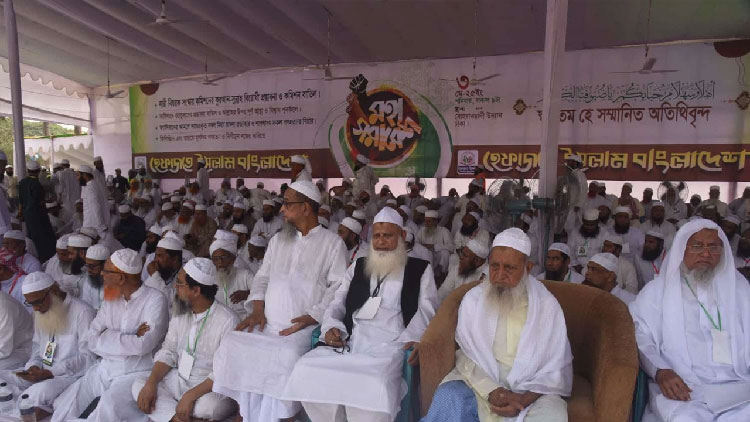 হেফাজতে ইসলামের ১২ দফা দাবি