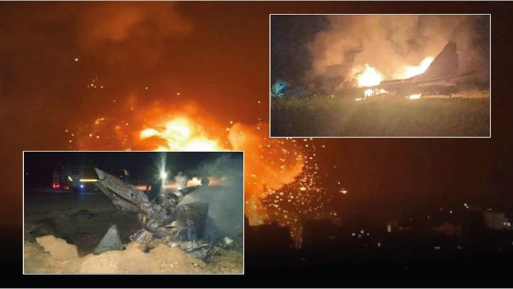 তিনটি যুদ্ধবিমান বিধ্বস্ত হওয়ার কথা স্বীকার ভারতের, পাকিস্তানের দাবি পাঁচ