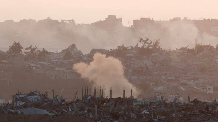 গাজায় ইসরায়েলি হামলায় উদ্ধার কর্মকর্তা ও সাংবাদিকসহ নিহত ৩০