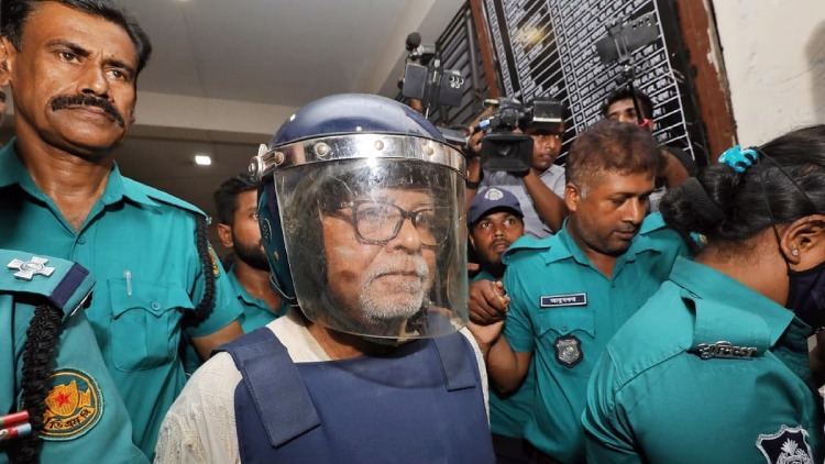 প্রহসনের নির্বাচনের দায় স্বীকার করে সাবেক সিইসি’র স্বীকারোক্তিমূলক জবানবন্দি