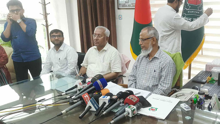 গাজীপুরে একটি আসন বাড়ানো ও বাগেরহাটে কমানোর সুপারিশ কারিগরি কমিটির: ইসি কমিশনার