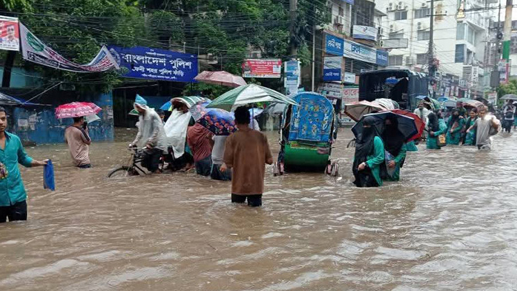 ফেনীতে ২৪ ঘণ্টায় ২৩৩ মিলিমিটার বৃষ্টির রেকর্ড