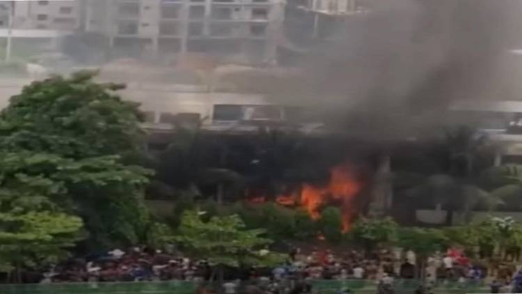 বিমান বাহিনীর প্রশিক্ষণ বিমান বিধ্বস্ত