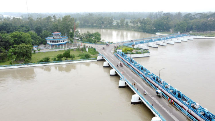 তিস্তার পানি বিপৎসীমার উপরে, ভারত ও বাংলাদেশে লালসংকেত