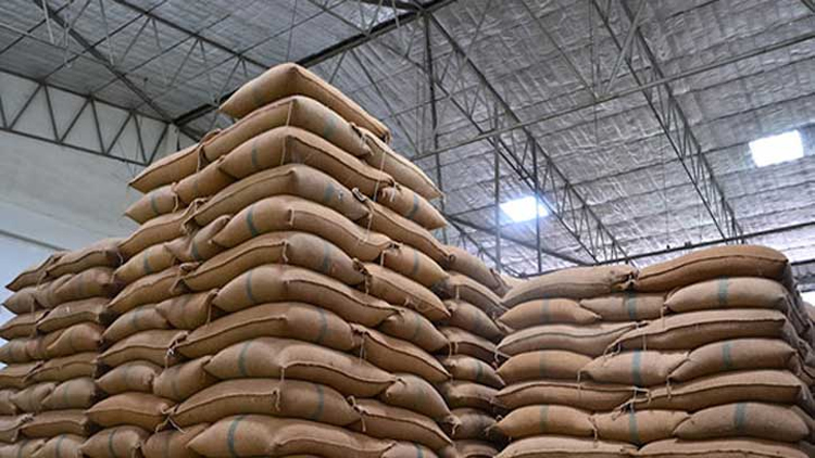 অর্থবছর শেষে দেশে খাদ্য মজুদ বেড়েছে: প্রেস উইং