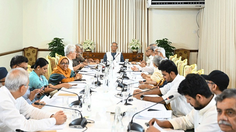 সচিবালয়ে উপদেষ্টা পরিষদের বৈঠক শুরু