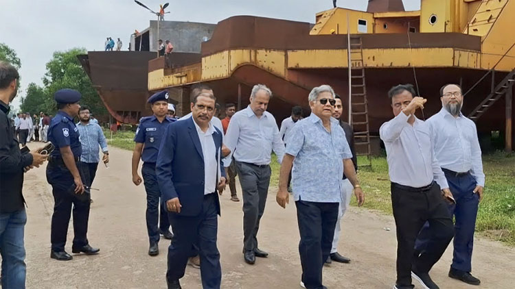 ১৮টি নতুন নৌযান পেতে যাচ্ছে বিআইডব্লিউটিসি: উপদেষ্টা সাখাওয়াত