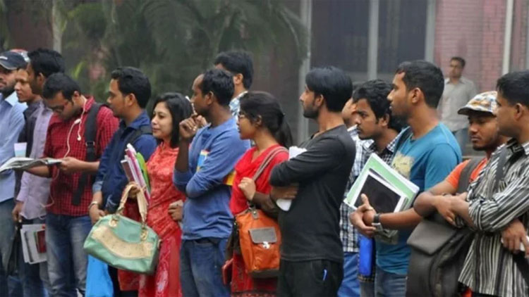 চাকরির জন্য আত্মীয়–স্বজন ও বন্ধুদের দ্বারস্থ হচ্ছেন ৩৬ শতাংশ বেকার: পরিসংখ্যান ব্যুরো