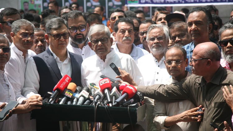 রাষ্ট্র ক্ষমতায় গেলে একটি সমৃদ্ধশালী দেশ গড়বে বিএনপি: মির্জা ফখরুল