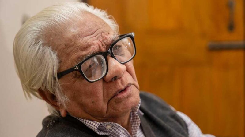 বদরুদ্দীন উমর মারা গেছেন 