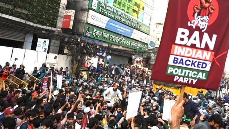 March to high-commission