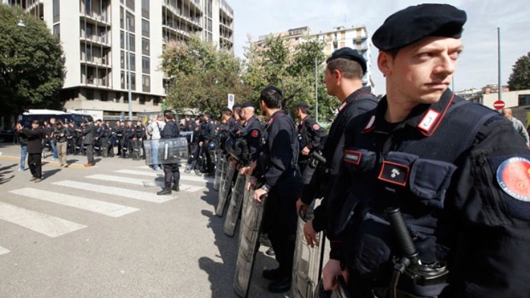 italy-police