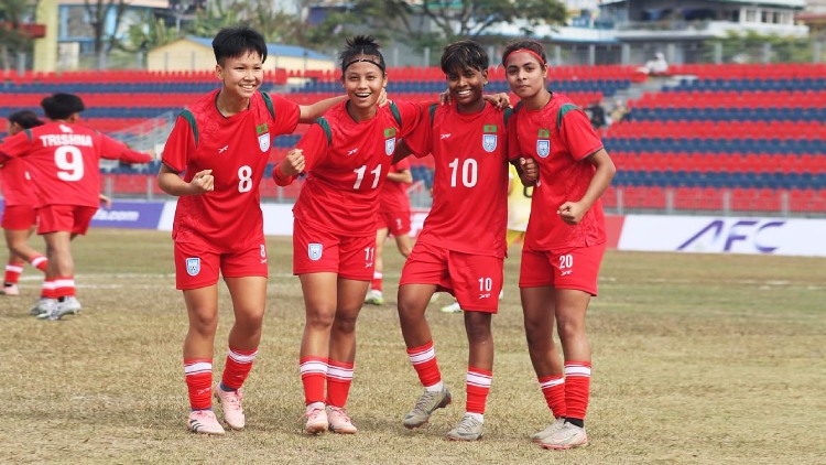 women-under-19-team
