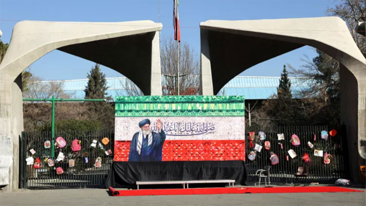 প্রয়াত খামেনির শেষবিদায়ে তিন দিনের অনুষ্ঠান আয়োজনের ঘোষণা ইরানের