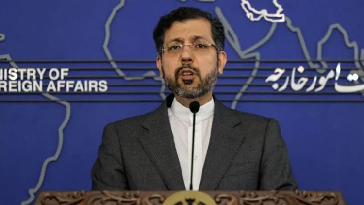 যুদ্ধ এবং যুদ্ধবিরতির মধ্যে যেকোনো একটিকে বেছে নিতে হবে যুক্তরাষ্ট্রকে: ইরান