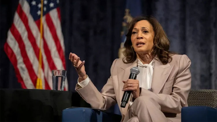 সাবেক মার্কিন ভাইস প্রেসিডেন্ট কমলা হ্যারিস