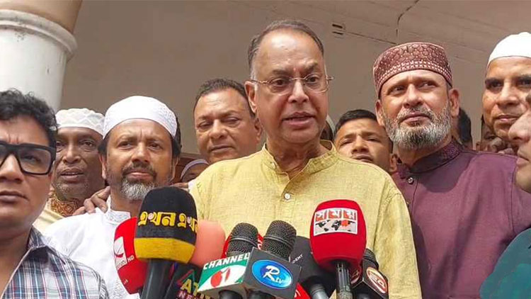 বাধ্য হয়েই সরকার জ্বালানি তেলের দাম বাড়িয়েছে: মন্ত্রী