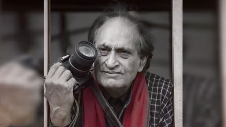 বাংলাদেশের মুক্তিযুদ্ধের সাক্ষী আলোকচিত্রী রঘু রাই মারা গেছেন