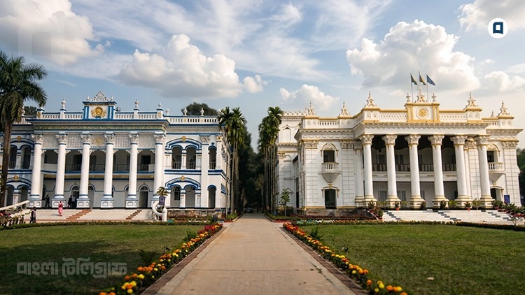 Mohera Jomidar Bari inner 2