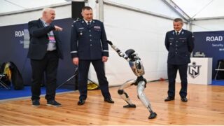 Robot war