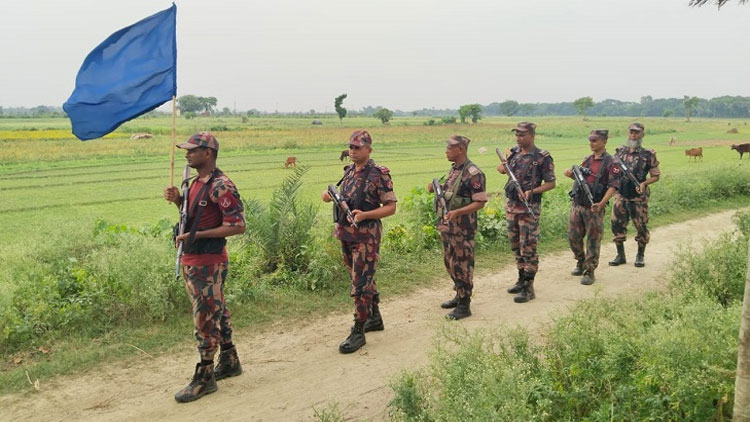 বিজিবির প্রতিরোধের মুখে পুশইনের উদ্দেশ্যে জড়োকৃতদের সরিয়ে নিলো ভারত