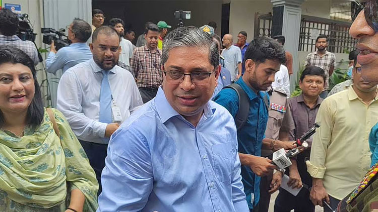 ডেঙ্গু মোকাবিলায় মাঠে বিশেষ টাস্ক ফোর্স, অভিযানে প্রতিমন্ত্রী