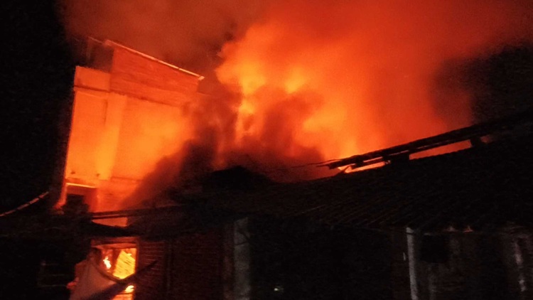 Mongla Fire