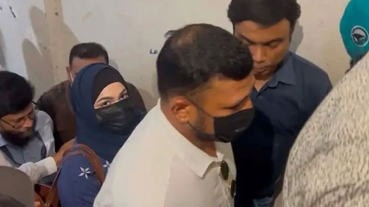 ব্যভিচার ও মানহানির মামলায় খালাস পেলেন নাসির-তামিমা