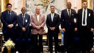 PM with Sultan Eskander