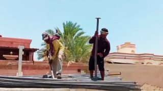 saudi-worker